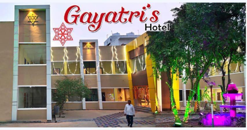 Gayatri'S Brahmapur Exteriör bild